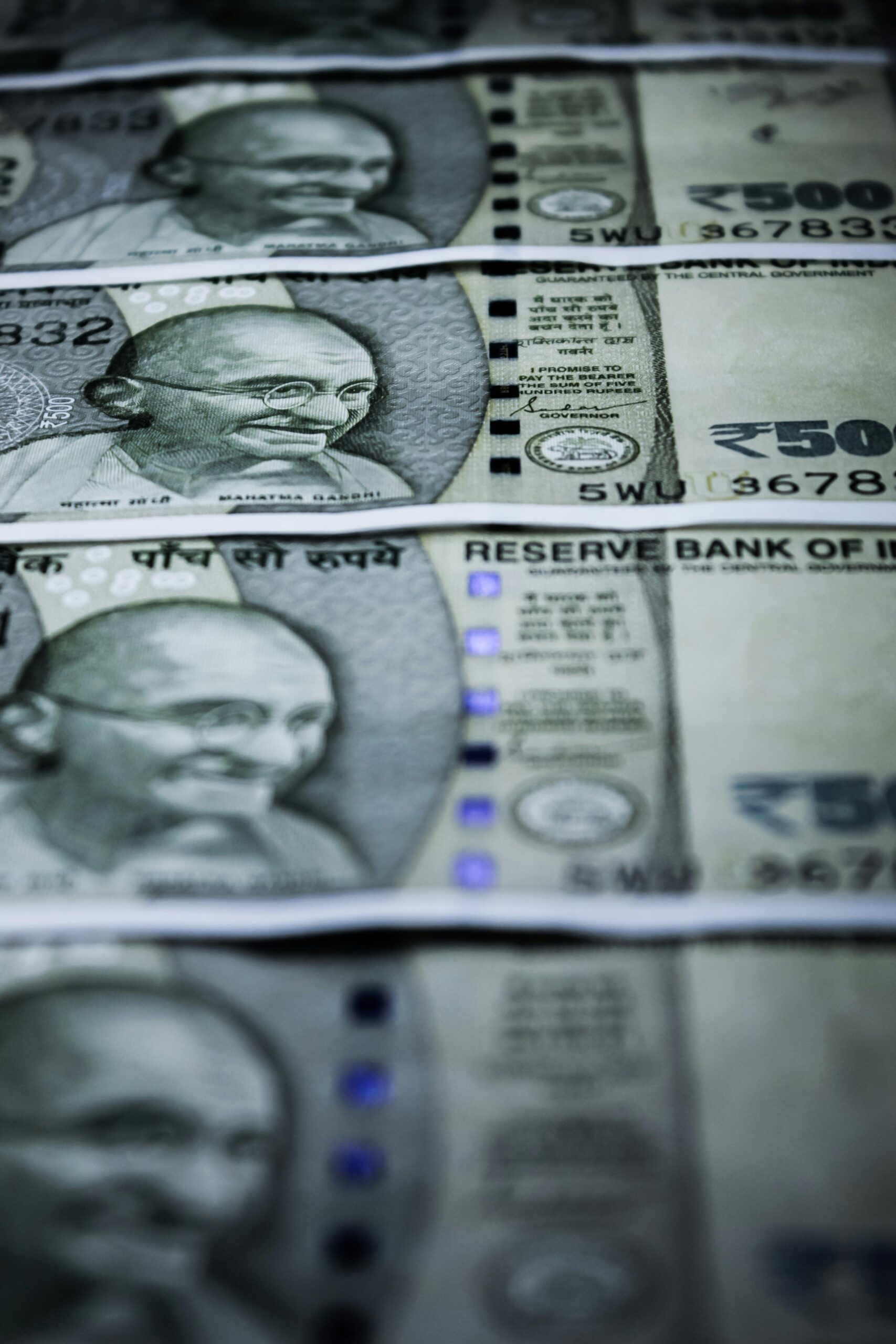Indian 500 rupee banknotes — understanding the true cost before taking a ₹15,000 loan